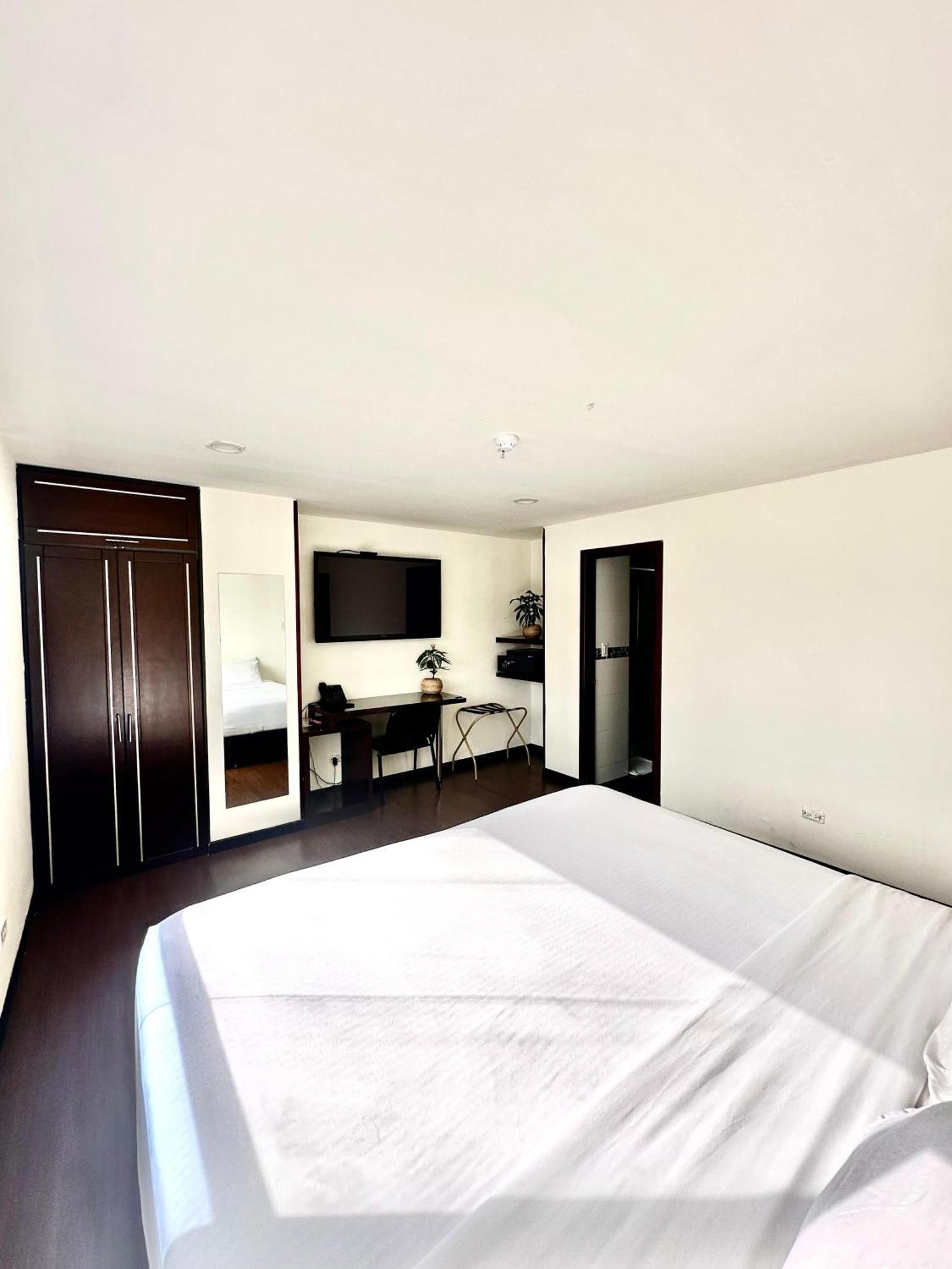 Hotel Sheridan Bogotá Zewnętrze zdjęcie